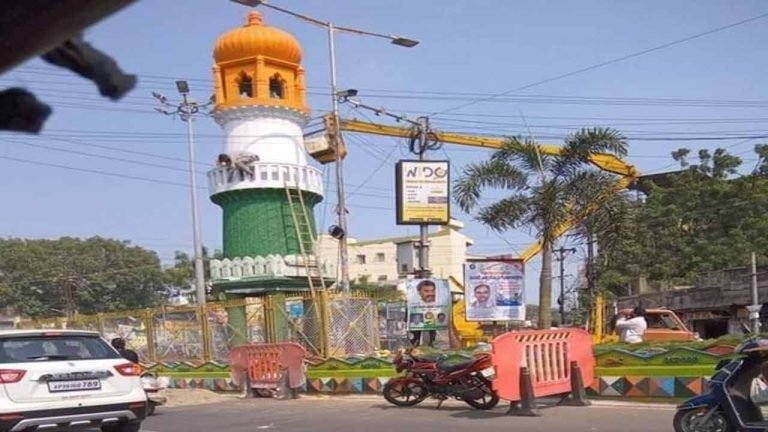 Andhra’s Jinnah Tower Painted In The National Tricolours