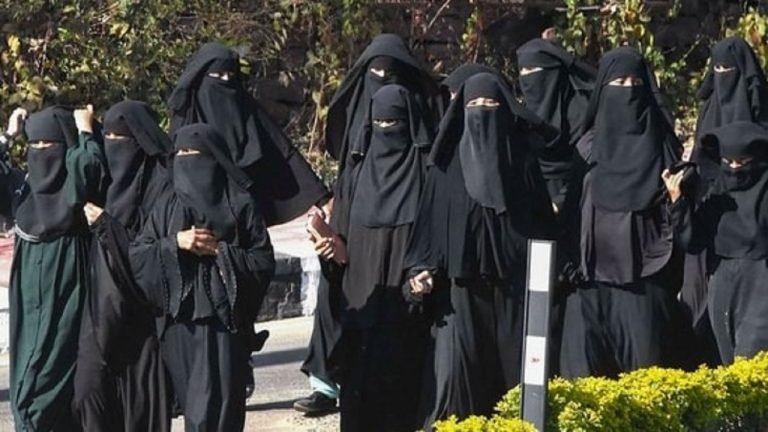 Hyderabad: Girls Stopped From Wearing Scarf In The Classrooms