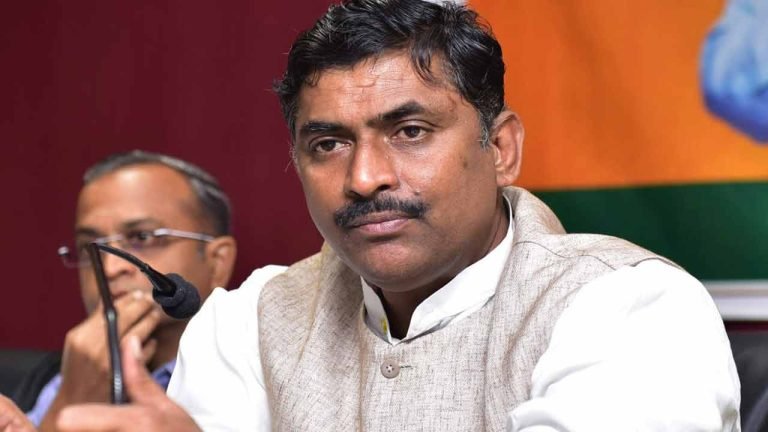 TRS facing opposition in all sections: Muralidhar