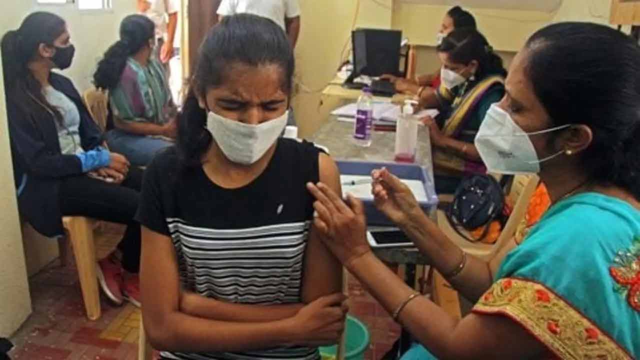 India’s Cumulative COVID-19 Vaccination Coverage exceeds 218.68 Cr