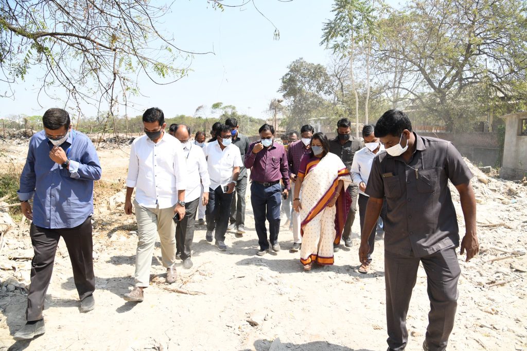 GHMC Mayor inspects Sanathnagar Nala works