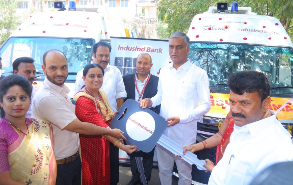 Harish, Srinivas Yadav flag off Ambulance service vehicles in city