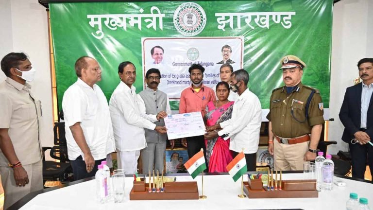 CM KCR hands over cheques to families of Galwan martyrs in Ranchi