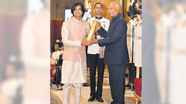 Tokyo Olympics Gold Medallist Neeraj Chopra receives Padma Shri