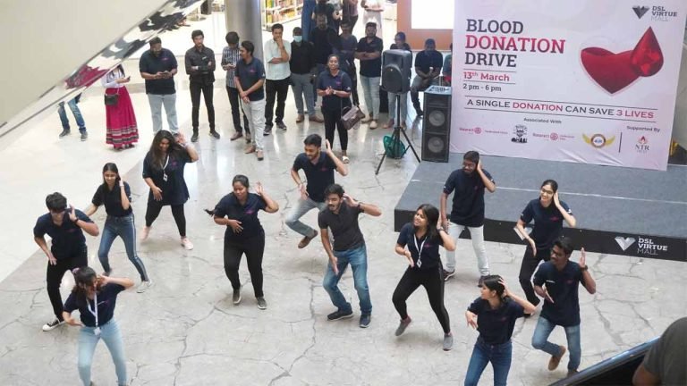 Rotaractors performed Flash Mob to motivate people to donate blood for Thalassaemia Patients