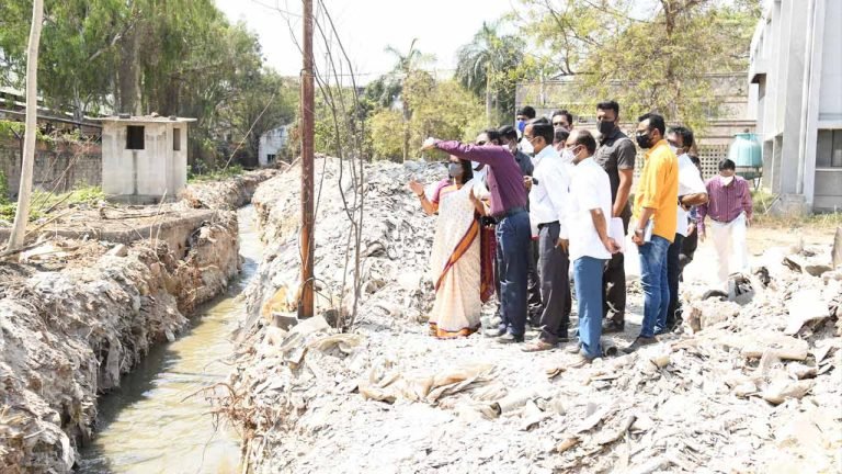 GHMC Mayor inspects Sanathnagar Nala works