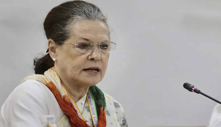 Sonia Gandhi asks state party chiefs to resign after poll debacle