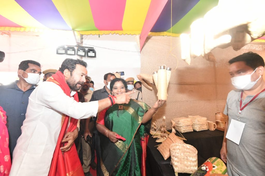 Guv & Union Minister visit ROB exhibition on Telugu Freedom Fighters