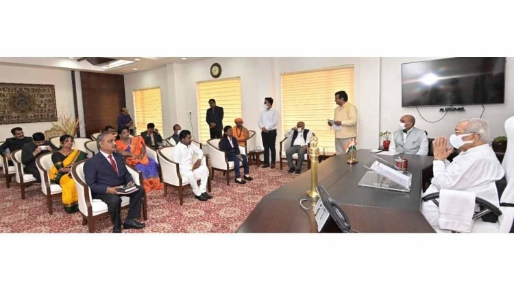 Reach out to poor and downtrodden, Harichandan tells NGOs