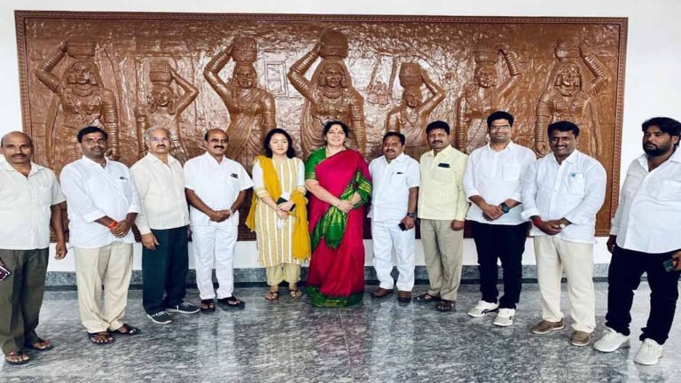 KCR guardian of tribals: Satyavathi Rathod