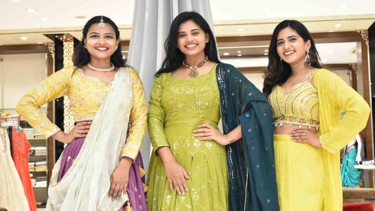 Narsingh Cloth Emporium Launches Designer Festival