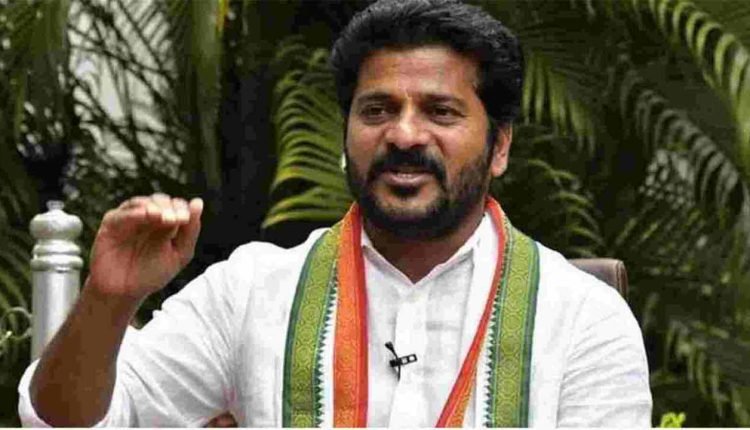 TPCC chief demands govt to solve building construction workers’ problems