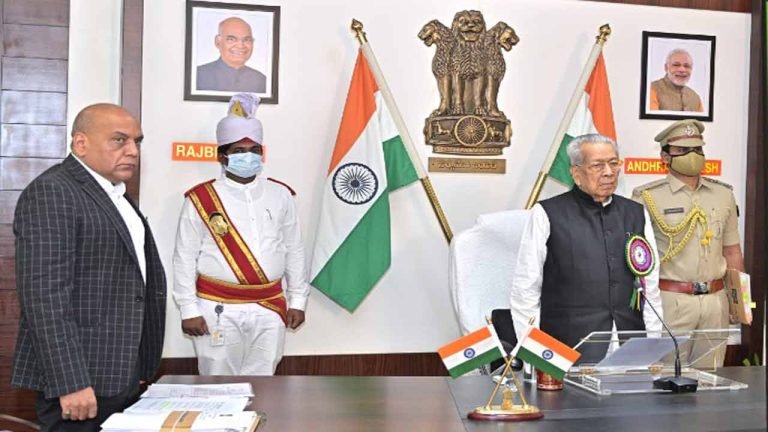 AP Governor Participates in 3rd Convocation on Rayalaseema University