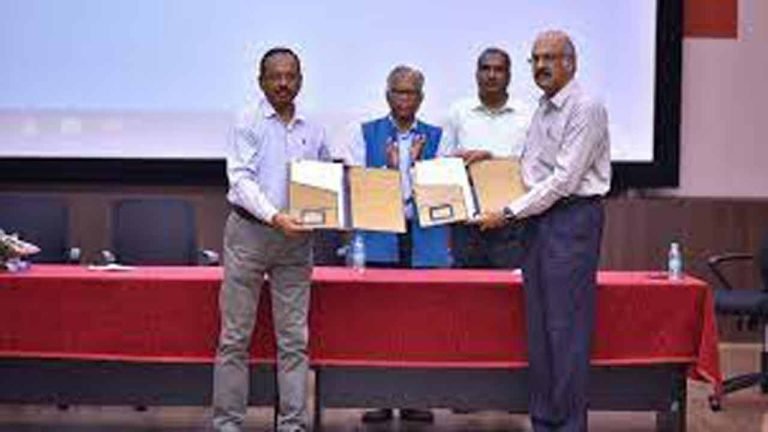 UoH Signs MoU With AIG