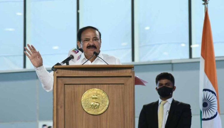 Venkaiah Naidu pitches for early education of children in mother tongue