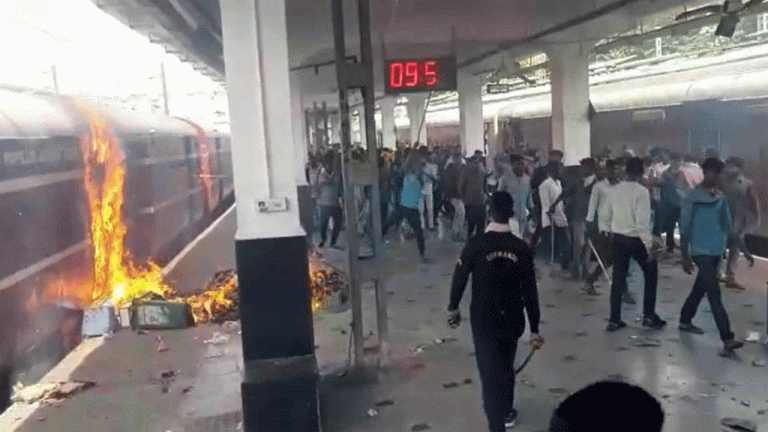 One killed in police firing during anti-Agnipath stir in Secunderabad Rly station