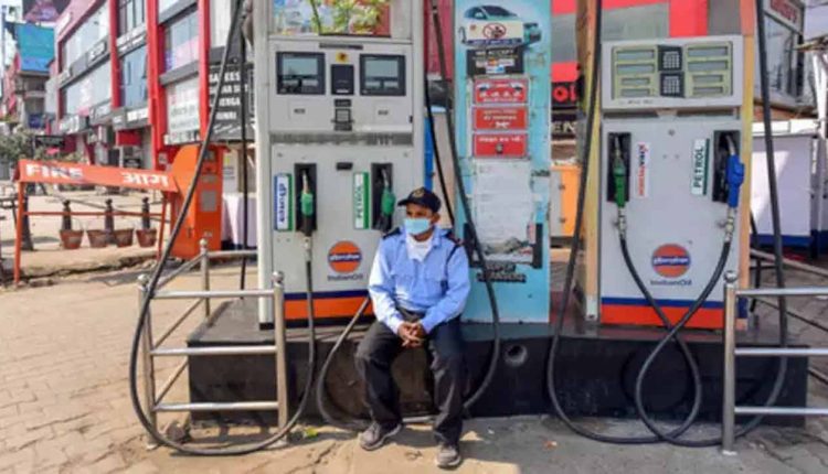 diesel-shortage-in-hyderabad-indtoday