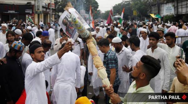 Remarks against Prophet: 2 killed in Ranchi as protests erupt across the country