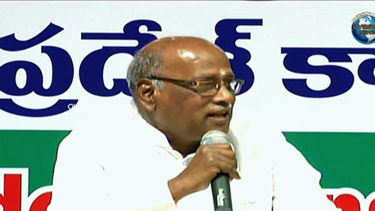 KTR Is Unable To See Reality: Niranjan