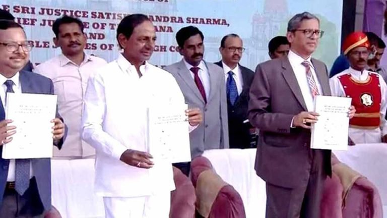 Telangana: CJI and CM KCR Inaugurated 32 Judicial District Courts