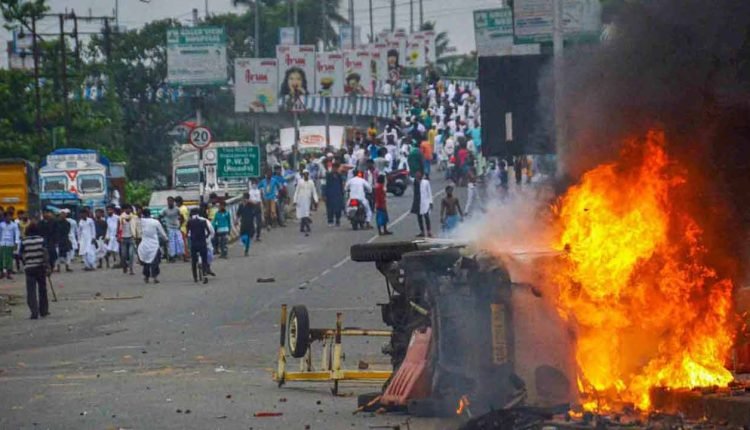 Violence Erupts in Pockets of Howrah over Prophet Row