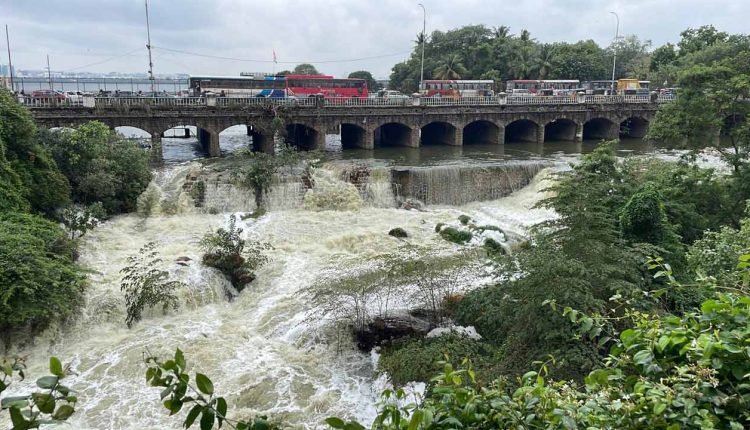 Hussain Sagar overflows due to Heavy Rains