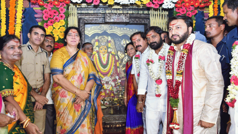 Kakatiya fete commences on a colourful note