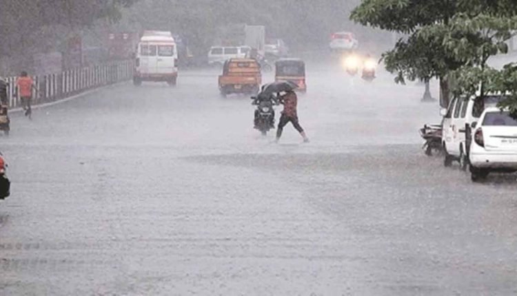 Rains in Delhi For The Next 5-6 Days, Yellow Alert Issued