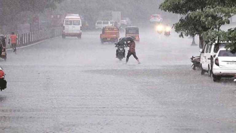 Rains in Delhi For The Next 5-6 Days, Yellow Alert Issued