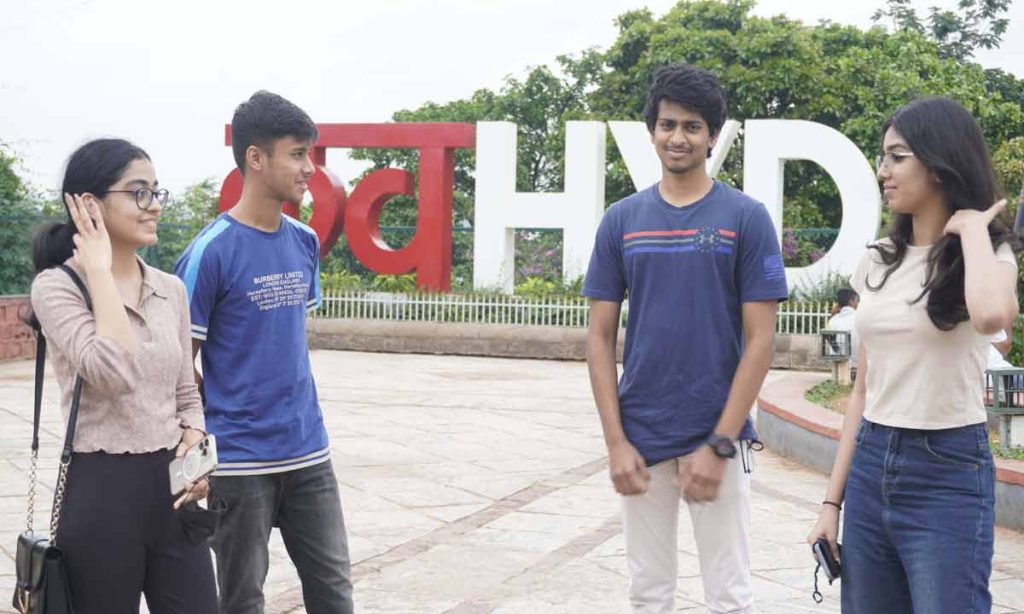 Students led NGO to organise Marathon and Dogathon to raise funds for charitable causes