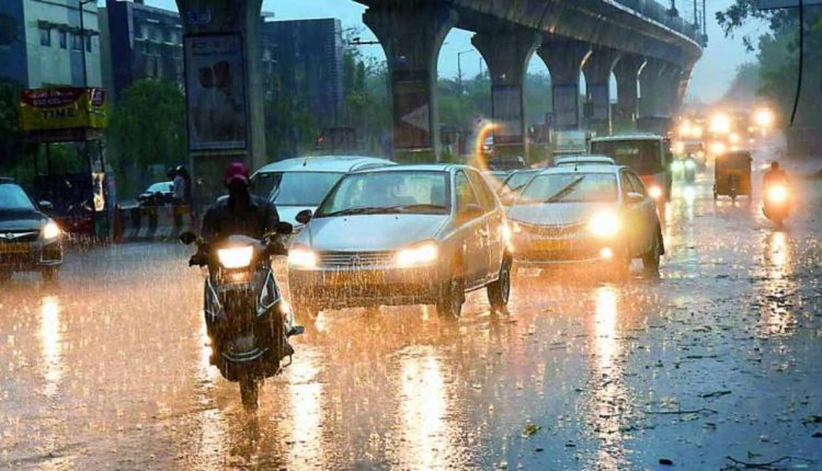 Heavy Rains: Orange Alert Issued In Hyderabad | INDToday