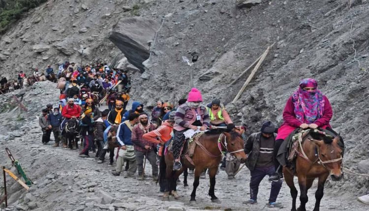 In 20 days, Over 2 Lakh Pilgrims Complete the Amarnath Yatra