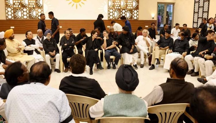 All Congress MPs released after six hours of detention