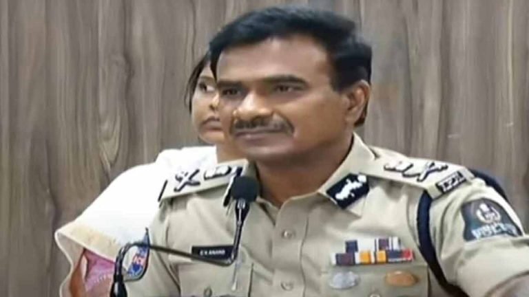 Hyderabad CP Held Meeting With Leaders Of Political Parties To Stop DJ Sounds In Rallies