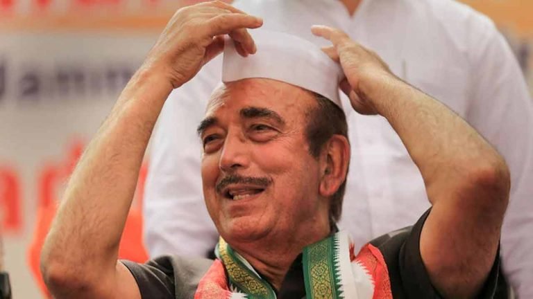 Ghulam Nabi Azad quits Congress