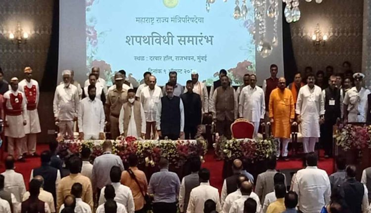 Maharashtra Cabinet Expansion: 9 BJP, 9 Shiv Sena Leaders Take Oath, No ...