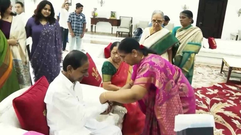 Raksha Bandhan celebrations held at Pragati Bhavan