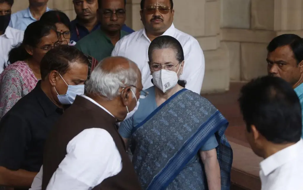 Congress president Sonia Gandhi arrives at Parliament House to cast her vote
