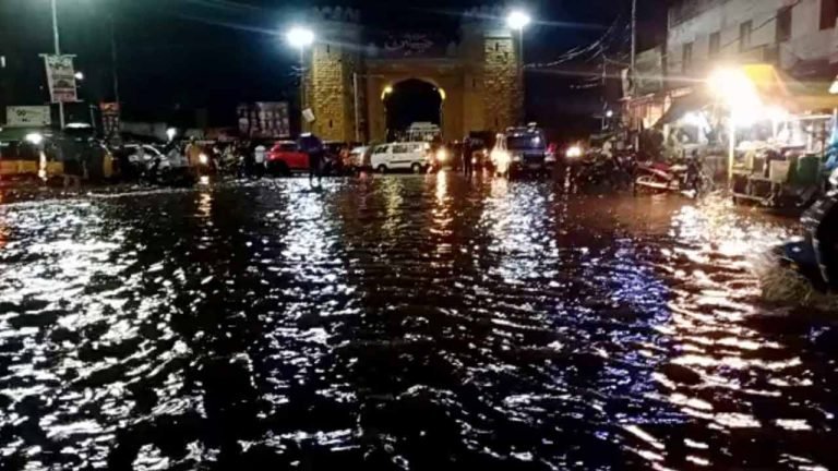 Moderate Rains in Hyderabad for next two days, yellow alert issued