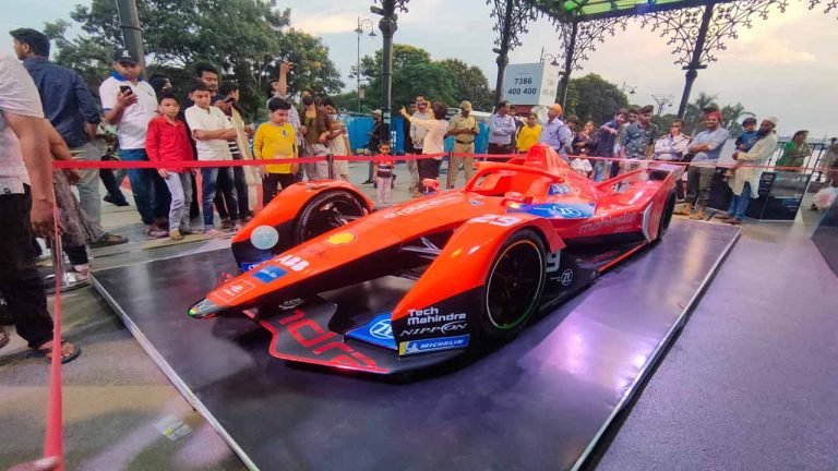 UK team arrives to finalize Formula E race track