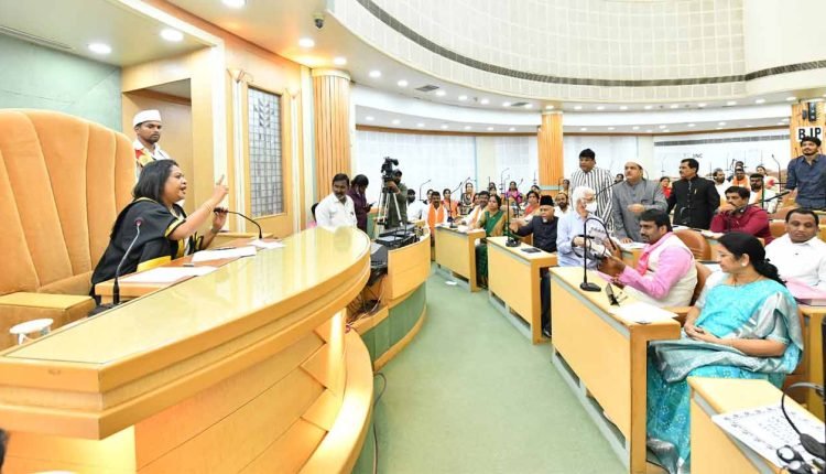 GHMC general body meeting turn chaotic