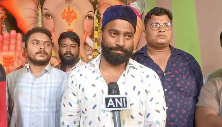 Muslim man installs Ganesh idol depicting harmony, brotherhood