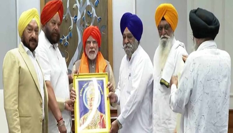 PM Modi meets Sikh Delegation at his residence today