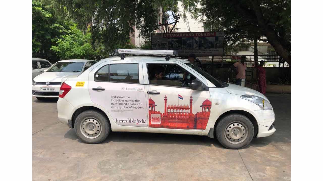 Ministry of Tourism branded taxi cars as a part of AKAM celebrations