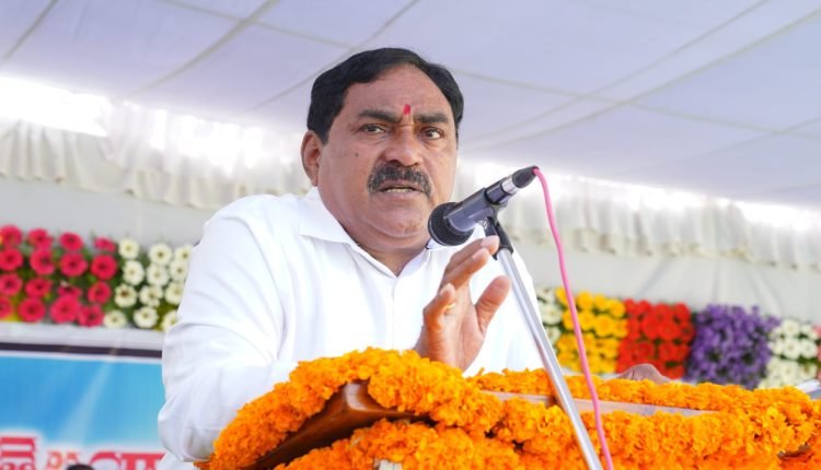 Errabelli Made Sensational Comments: If 20 Sitting MLAs Changed 100 Seat Is Sure