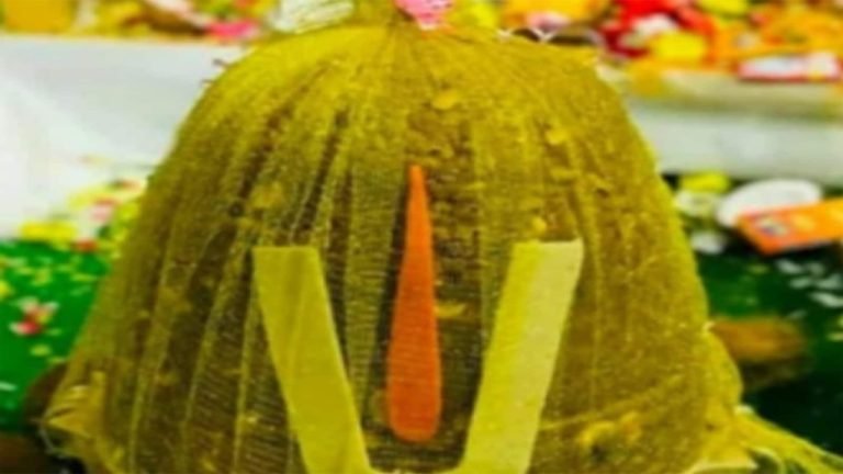Sri Lakshmi Ganapathi Laddu Gets Recorded Price Rs 45 lakh in Auction