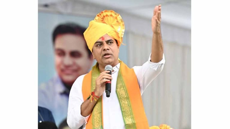 KTR demands removal of GST on handlooms
