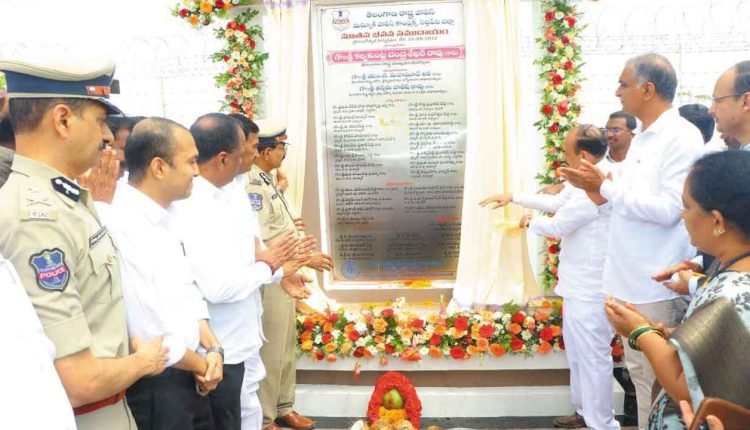 Home Minister Inaugurates Modern Police Quarters