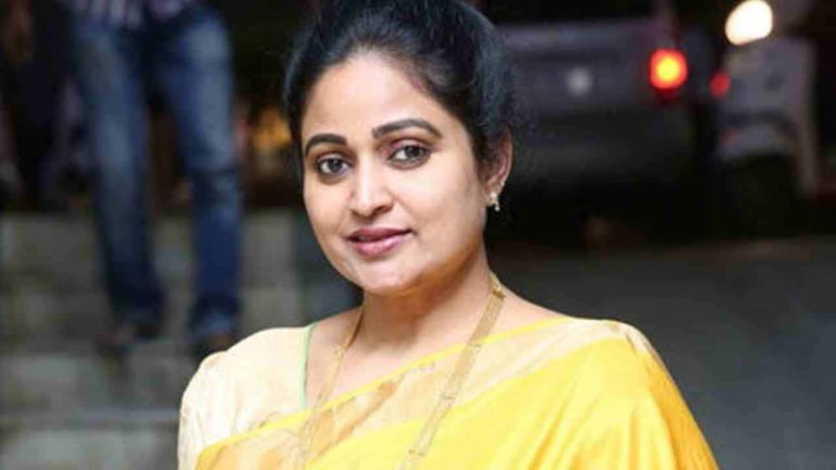 Actor Divya Vani is likely to join BJP