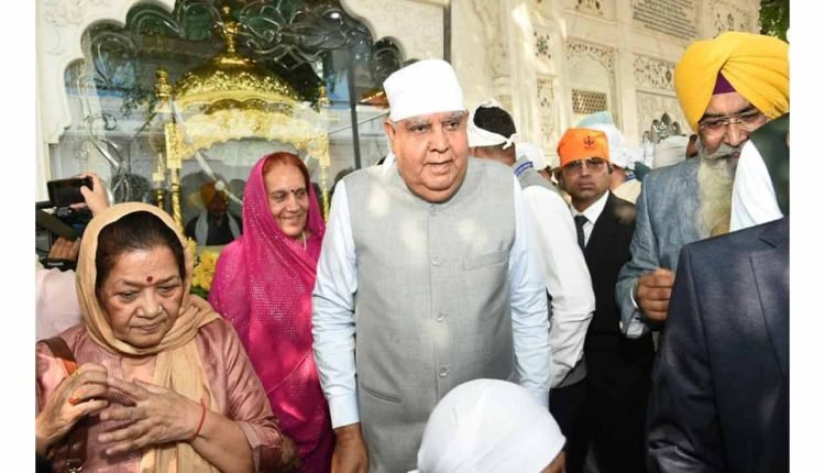 Vice President Jagdeep Dhankhar visits Golden Temple